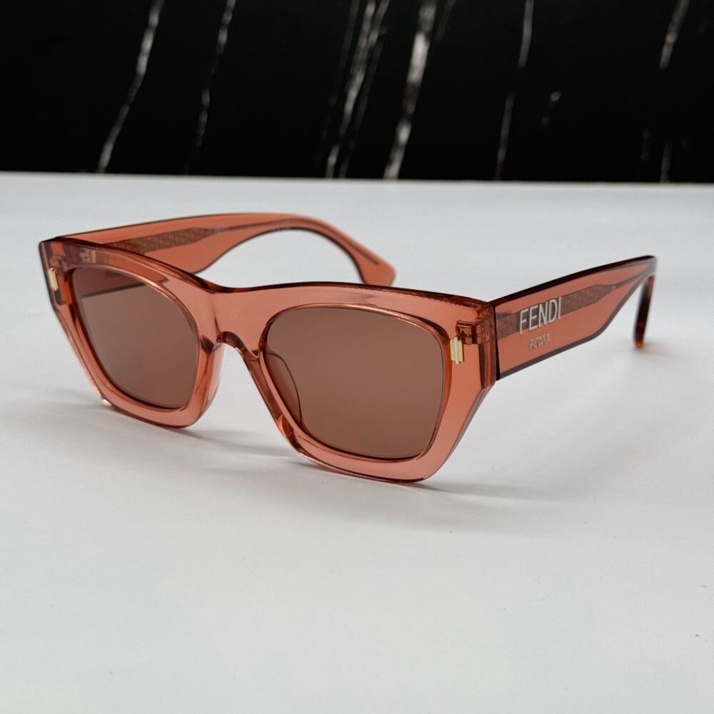 NEW FE40100I 72S FENDI SHINY PINK WOMEN FENDI SUNGLASSES - Picture 2 of 11